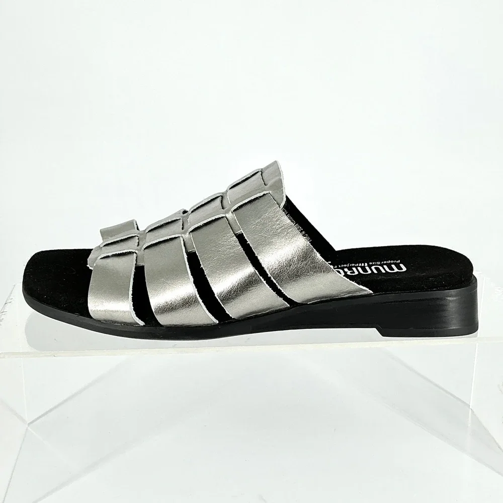 Munro Size 7.5 Wide 7.5W Silver Leather Strappy Slide Sandals NEW Carrera $175